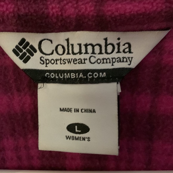 Columbia women jacket. Lightly worn. Soft fleece material. New condition - Picture 2 of 4
